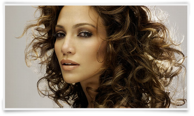 Guia de sobrevivência para cabelos cacheados