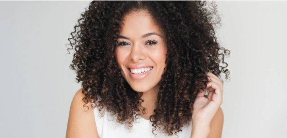 Fitagem - técnica para definir seus cachos